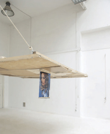 Madonnaholzhimmel, 2010. A work by Carlos Valverde.